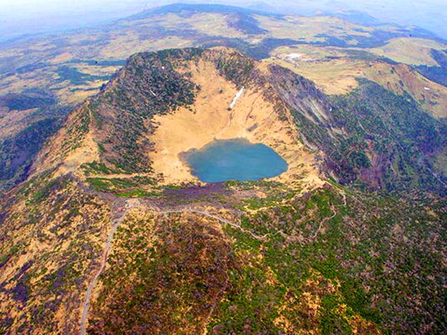 優(yōu)秀獎(jiǎng)《火山□》韓國(guó)軍浦 白鶴基.jpg