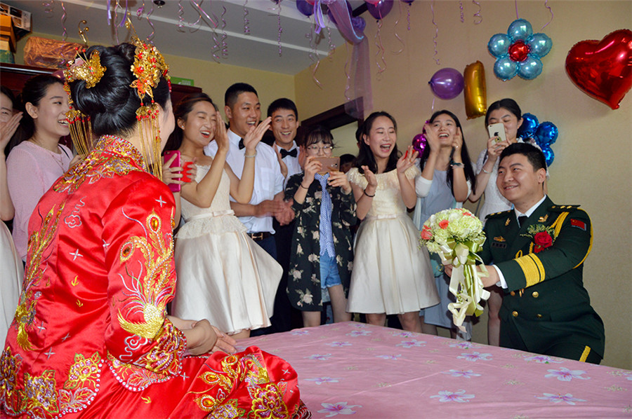 聾人組手機(jī)類(lèi)《我愛(ài)你》 陳臨虎.jpg